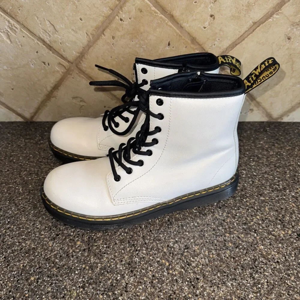 Dr. Martens Combat Boots Womens Size 5 White Leather Lace Up Round Toe